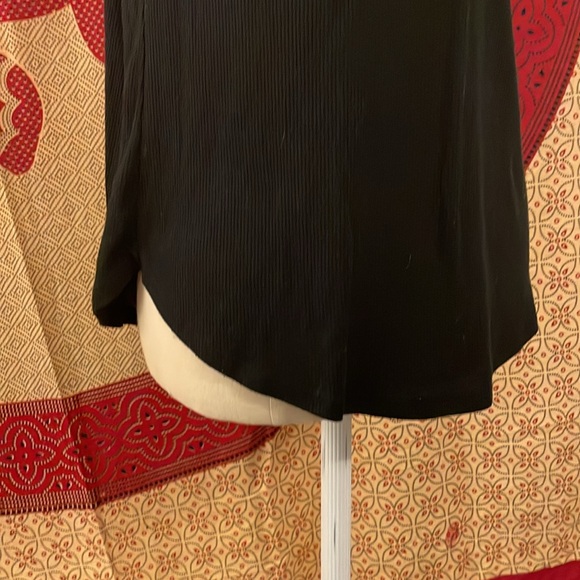 Abercrombie & Fitch Essentials ribbed tie front black tank top - Picture 3 of 6